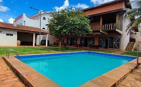 Suites Quartos Lindos Sobrado com Piscina no Centro
